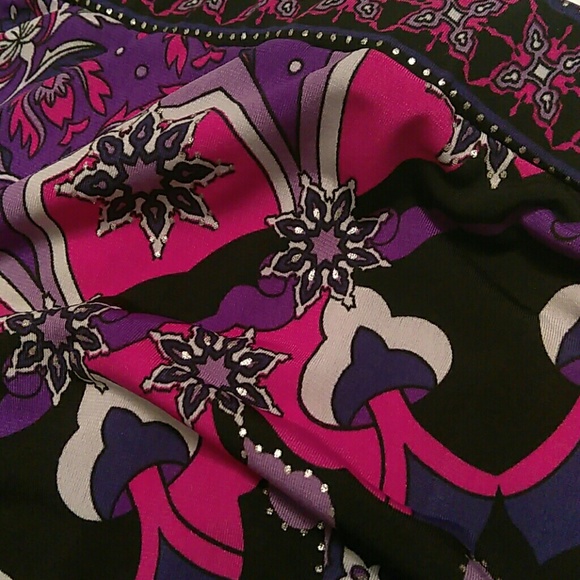 Sexy Cach'e ladies open shoulder top - Picture 7 of 8